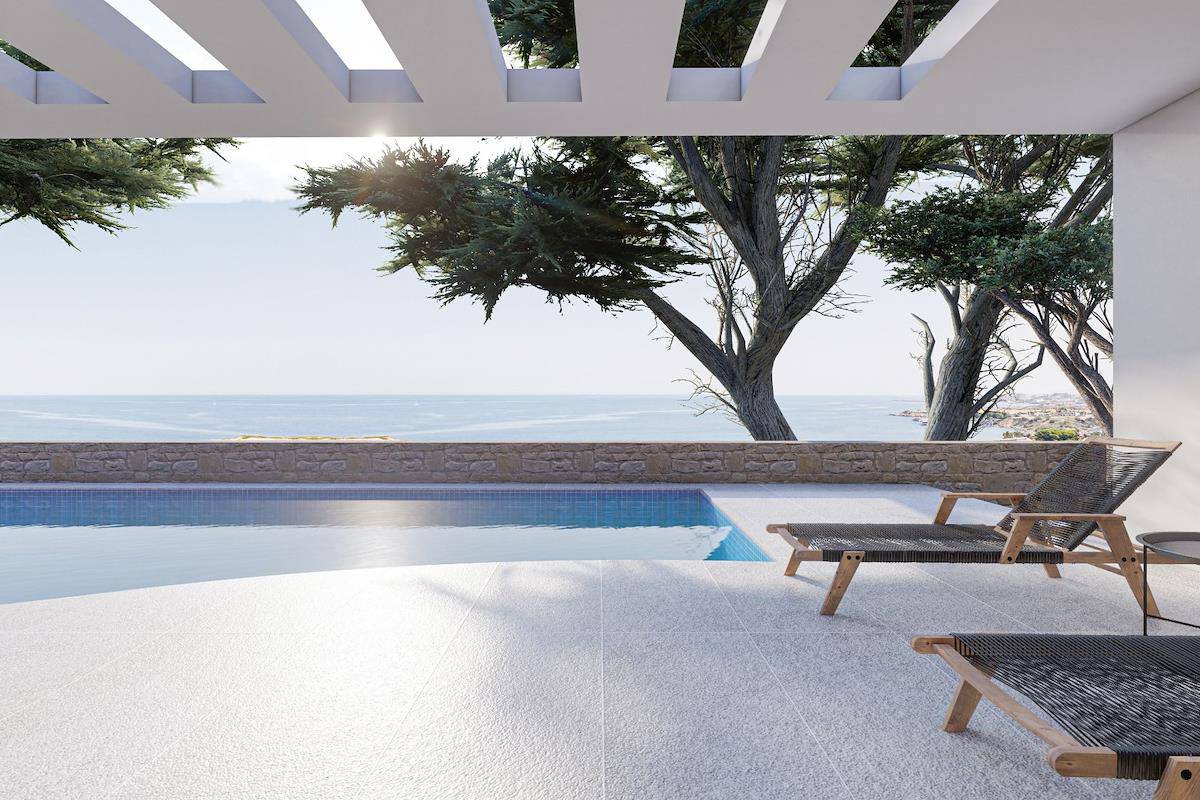 North Cyprus Five Bedroom Beachfront Villa in Catalkoy Photo 1